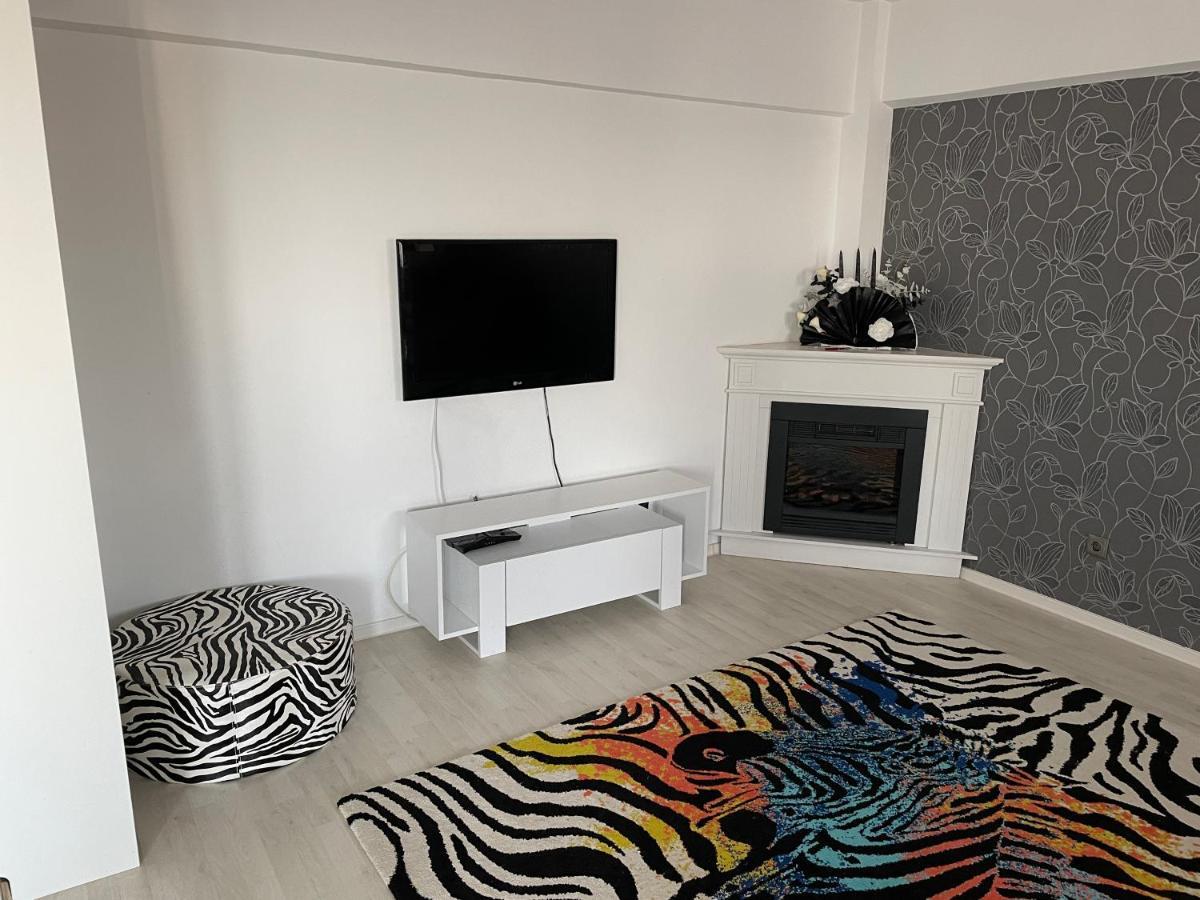 Panoramic M&M Apartment Σουκεάβα Εξωτερικό φωτογραφία